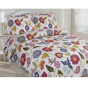NWT FULL/QUEEN QUILT SET